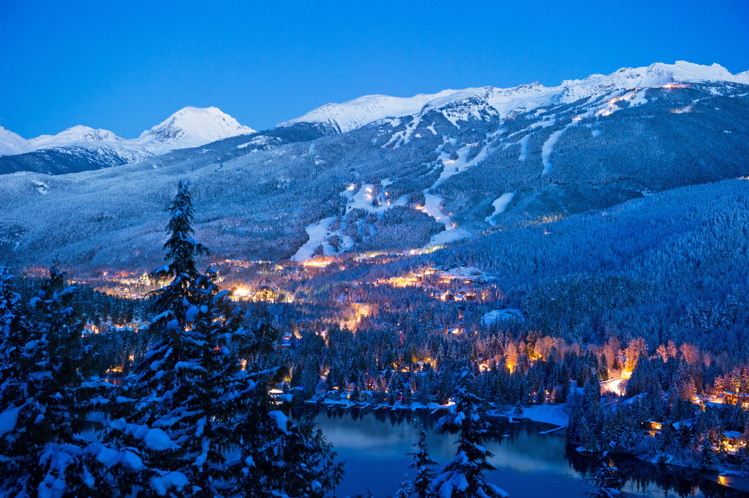 Family-Friendly Ski Resorts: Top 7 Spots for a Fun Snow Vacation with Kids